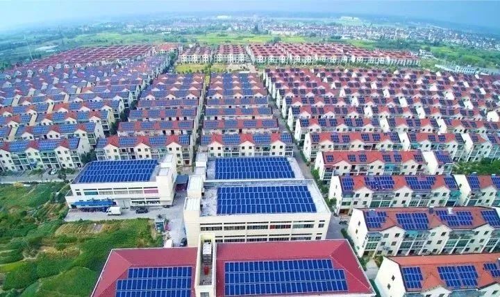 光伏發(fā)電“租房頂、免費(fèi)裝”新套路，警惕陰陽合同，天上不會掉餡餅！